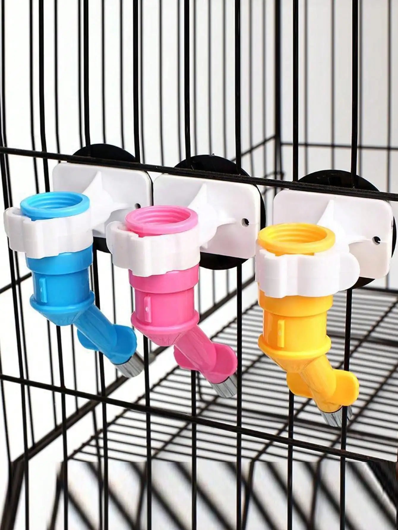 Hanging Cage Water Dispenser for Small Pets – Small Pet Supplies